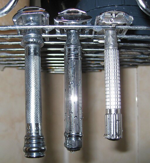 3 razor mehod of traditional shaving. In the shower #2